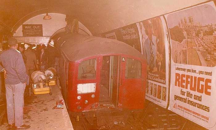 Historic pictures of the Moorgate Station fire 