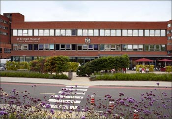 The front of St George's Hospital 